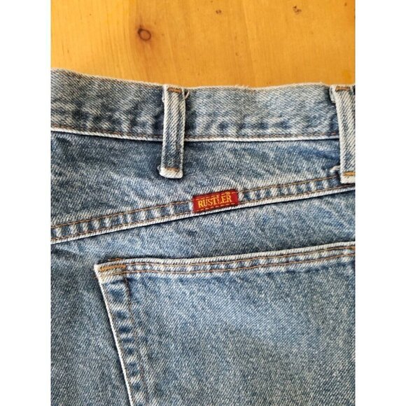 Rustler Men's Straight Leg Distressed Medium Blue Jeans #87619SW Size 38x30 - Picture 4 of 9